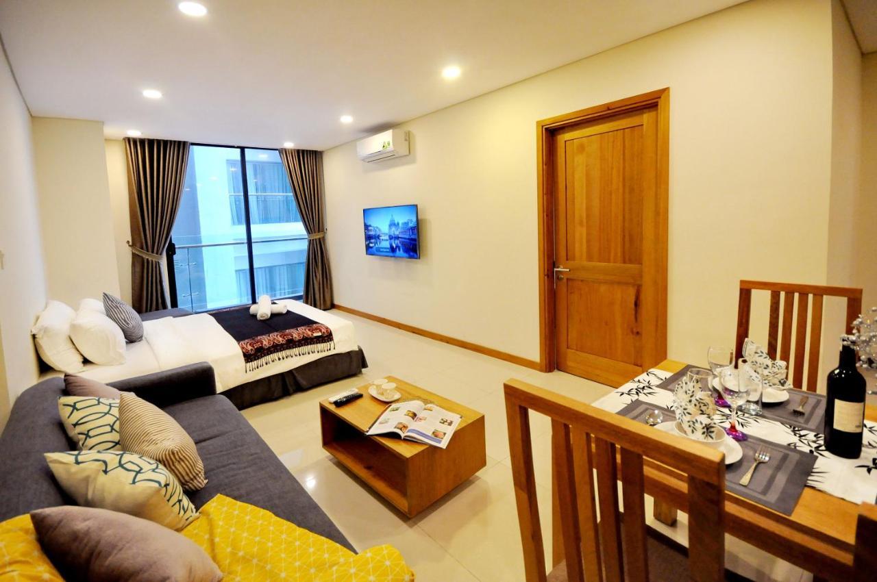 Holi Beach Hotel & Apartments Нячанг Екстер'єр фото