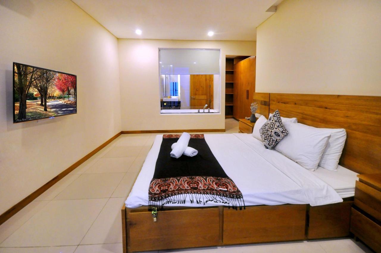 Holi Beach Hotel & Apartments Нячанг Екстер'єр фото