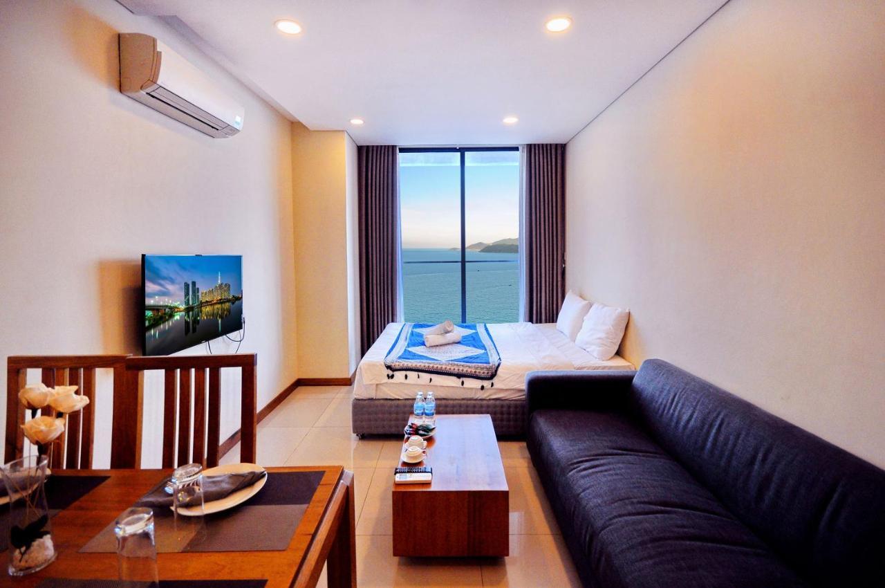 Holi Beach Hotel & Apartments Нячанг Екстер'єр фото